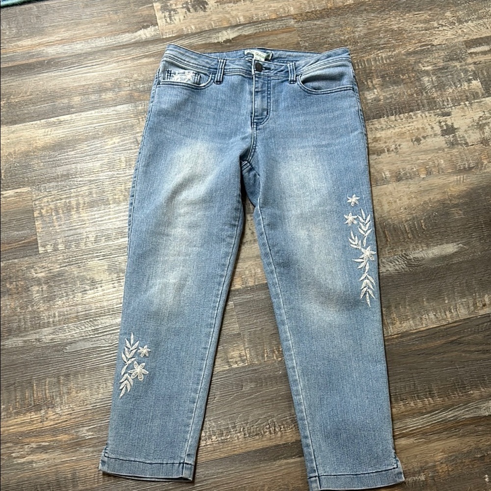 Cleo super cute jeans size 10